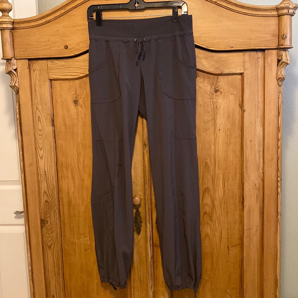 Athleta lightweight pants